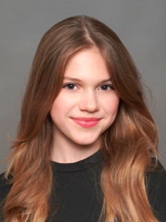 Алина Яненкова