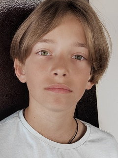 Глеб Никонов