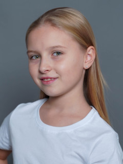 София Устинова