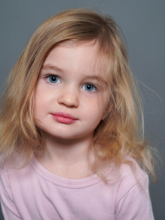 Есения Слапик