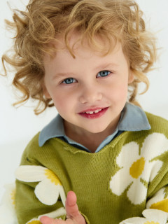 Афина Старостина